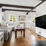 3 Bedroom Amazing In بيت للعطل Vig